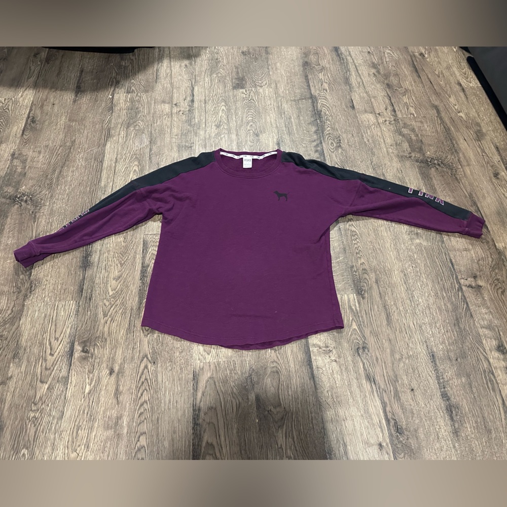 Women's size large, Victoria's secret/ PINK purple long sleeved crew neck.
